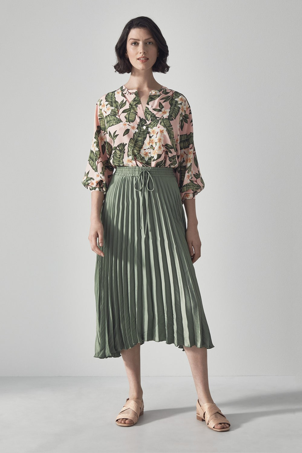 Pleat Midi Skirt