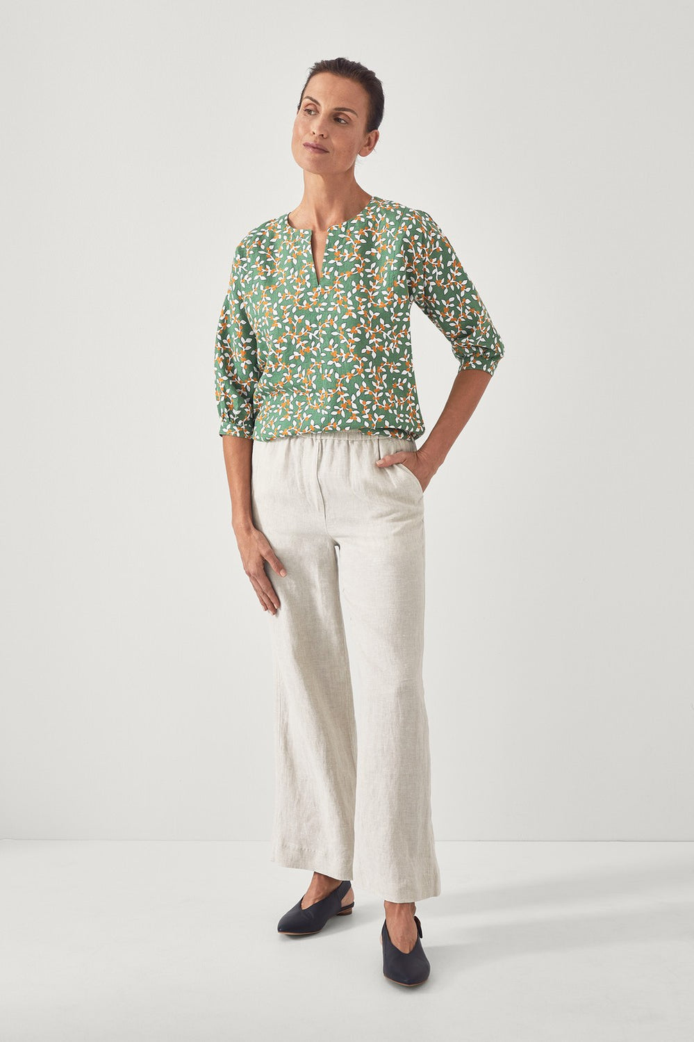 Abstract Spot Vine Top