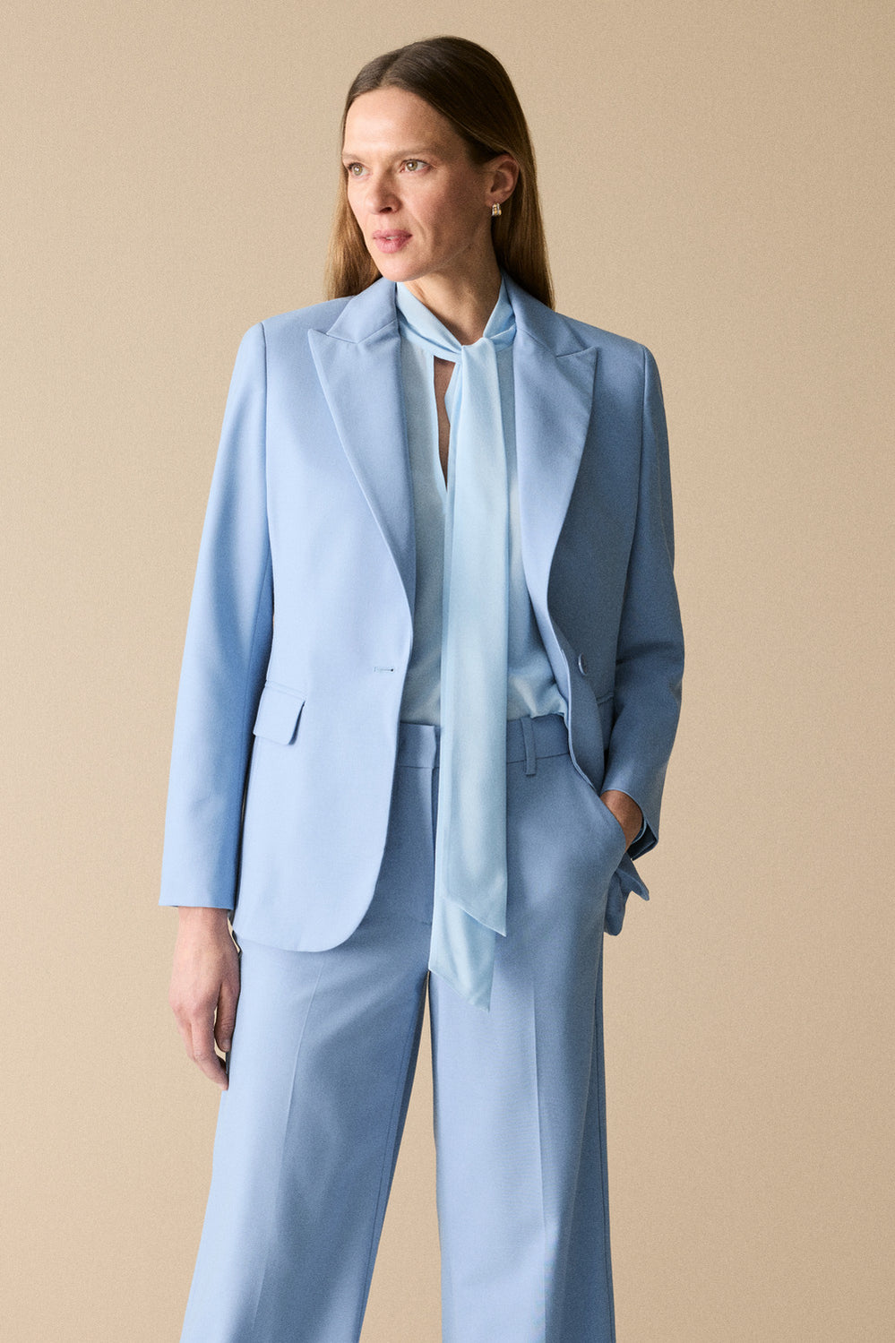 Tailored Single Breasted Blazer