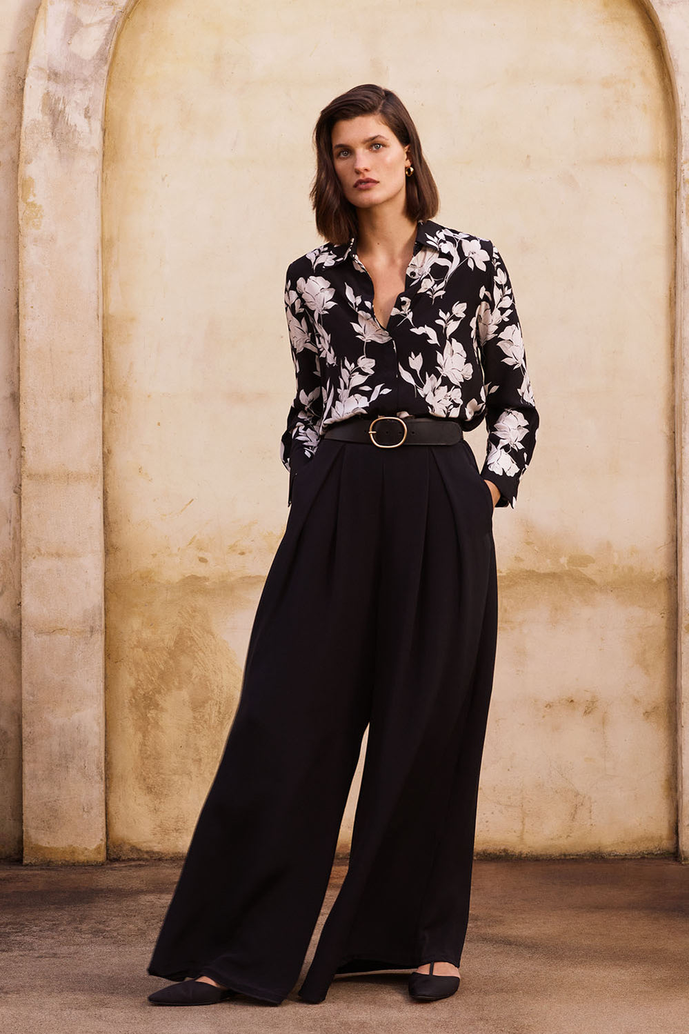 Silk Crepe Pleat Detail Pant
