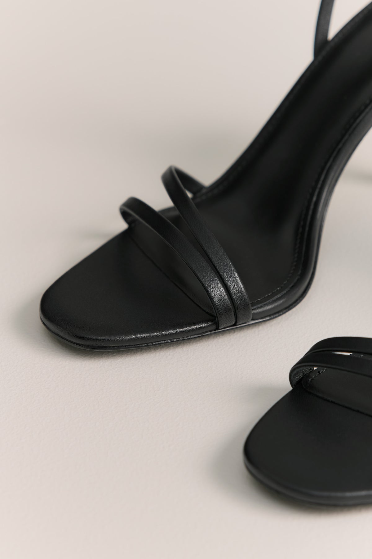 Aubrey Heel