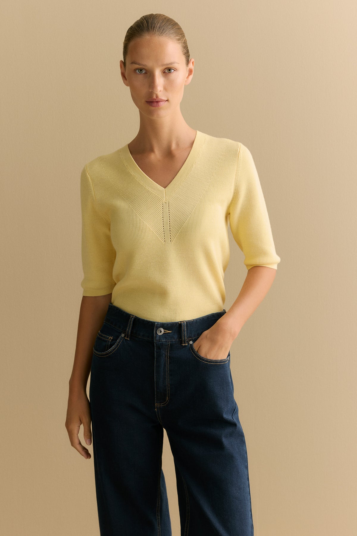 Merino V Neck Half Sleeve Knit