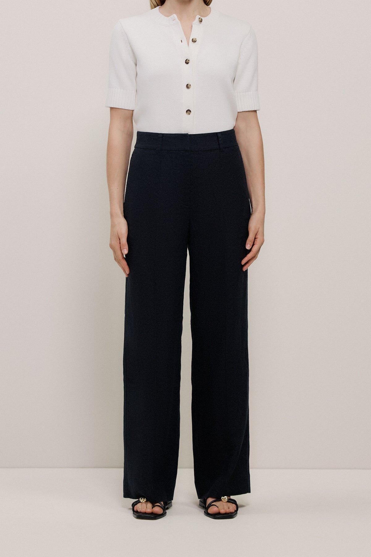 Linen Pintucked Pant