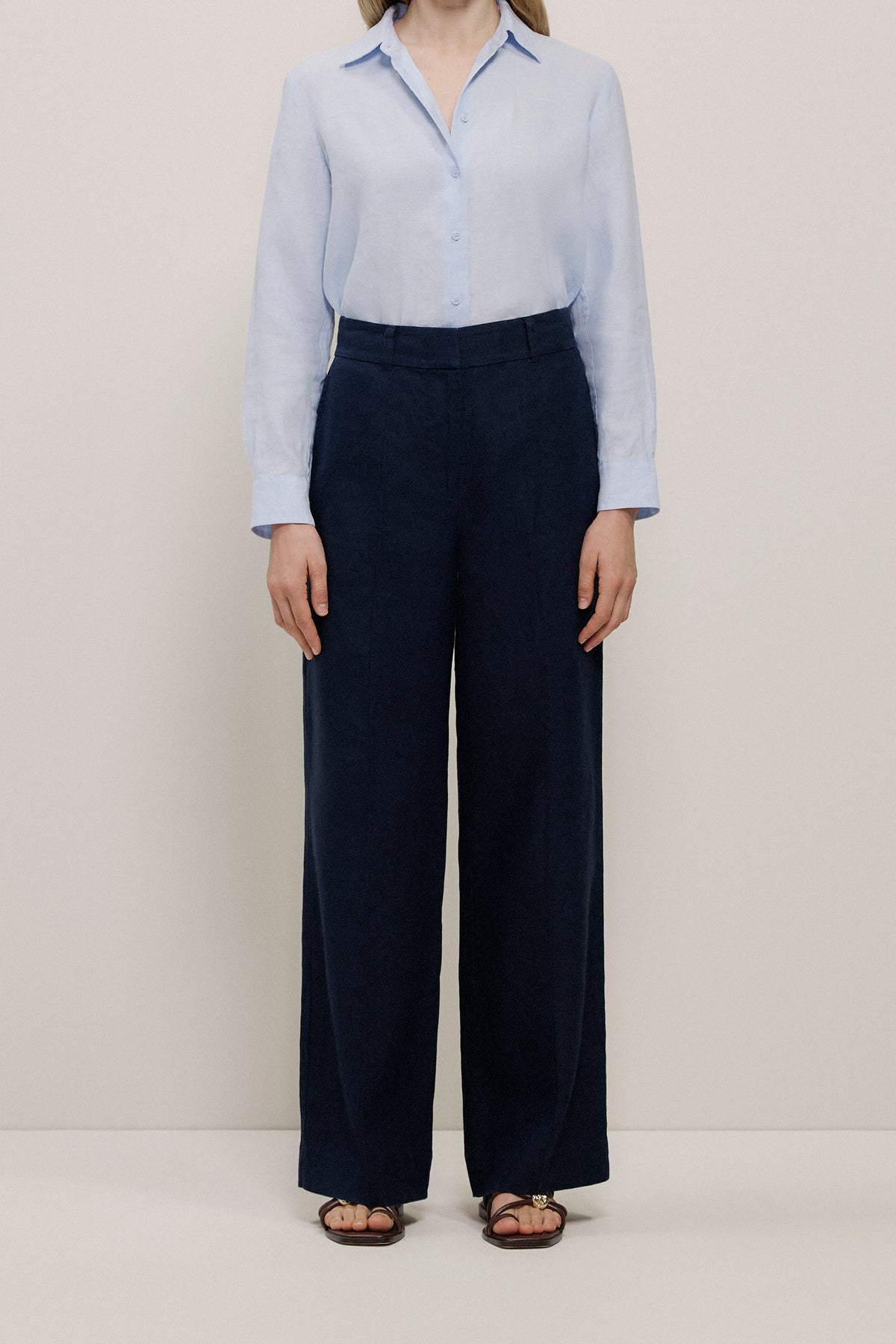 Linen Pintucked Pant