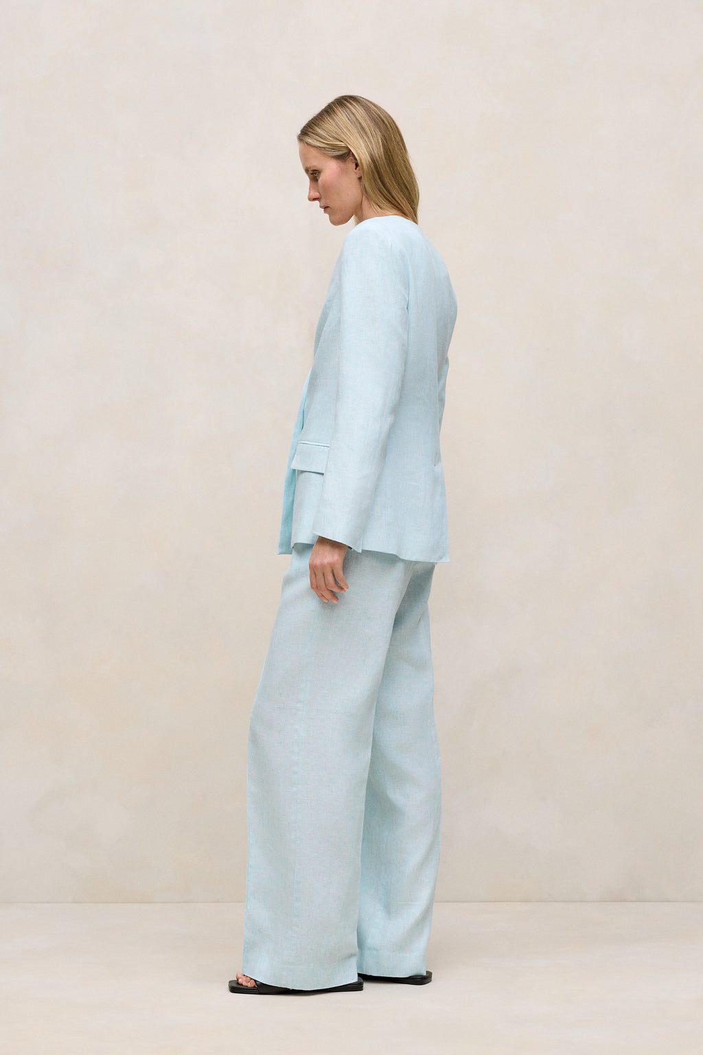 Linen Collarless V Neck Blazer