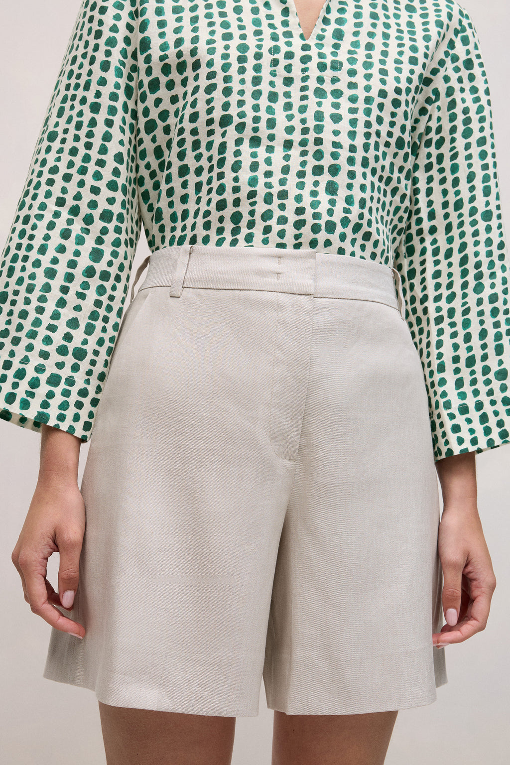 Yarn Dyed Linen Blend Tailored Short