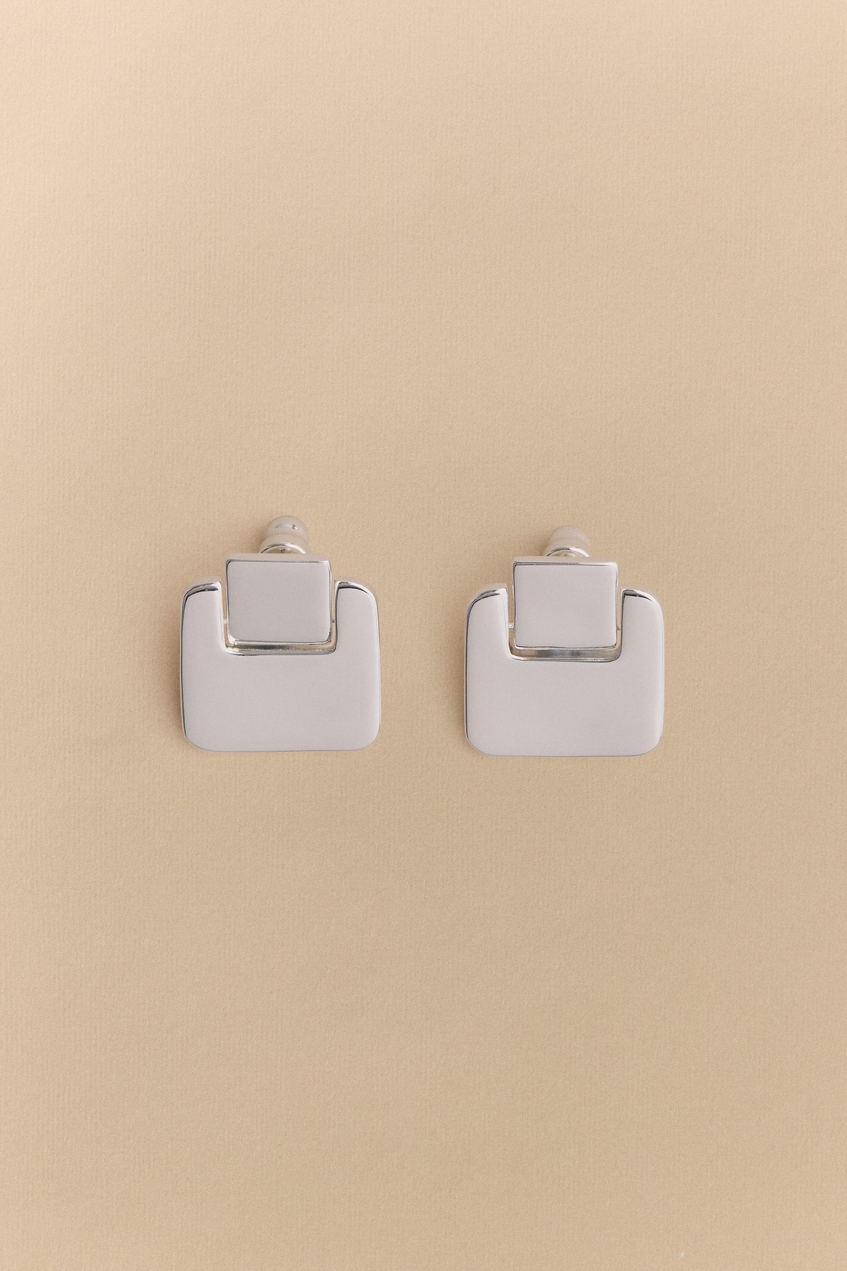 Thera Earring