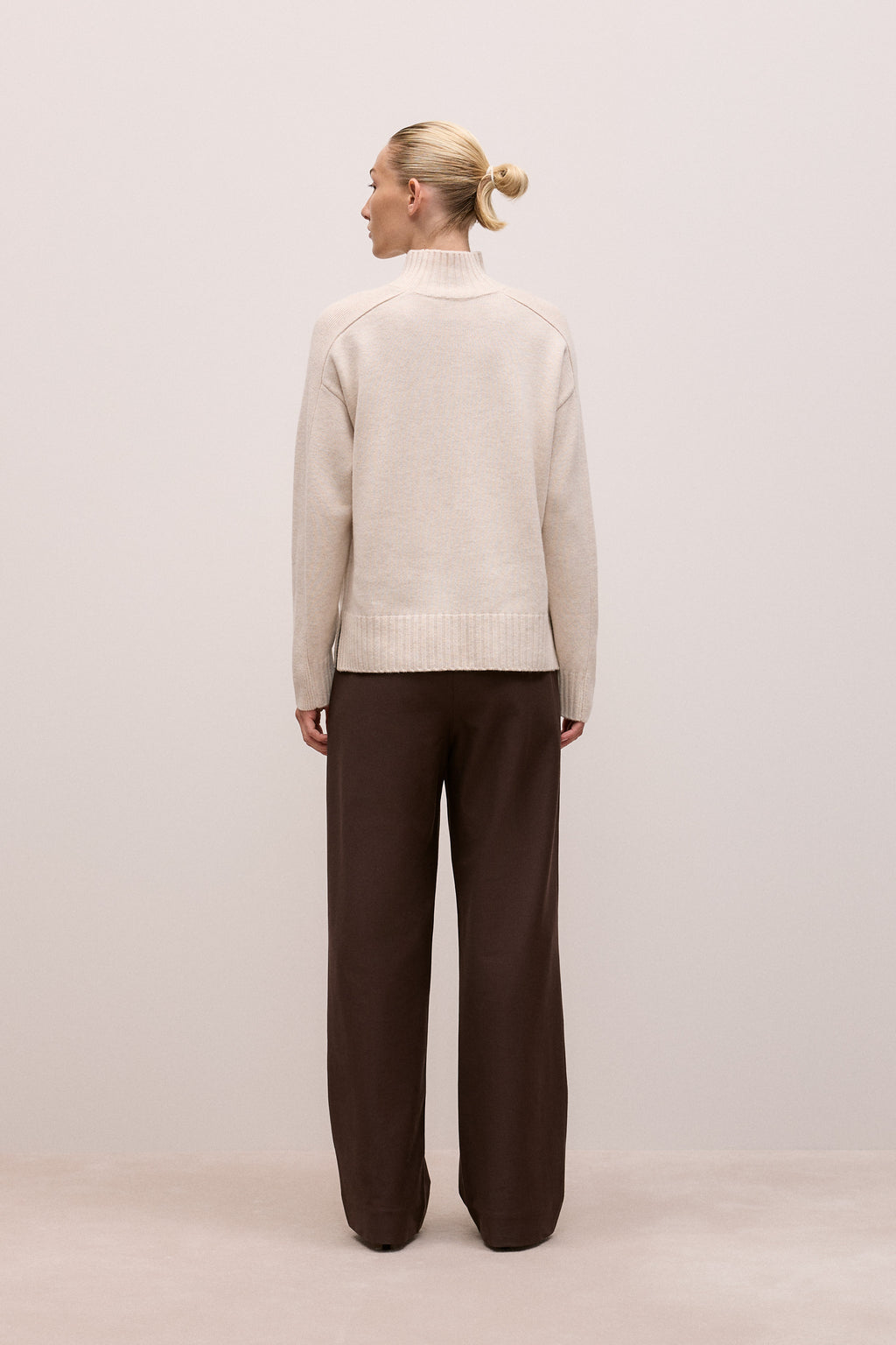 Merino Funnel Neck Pullover