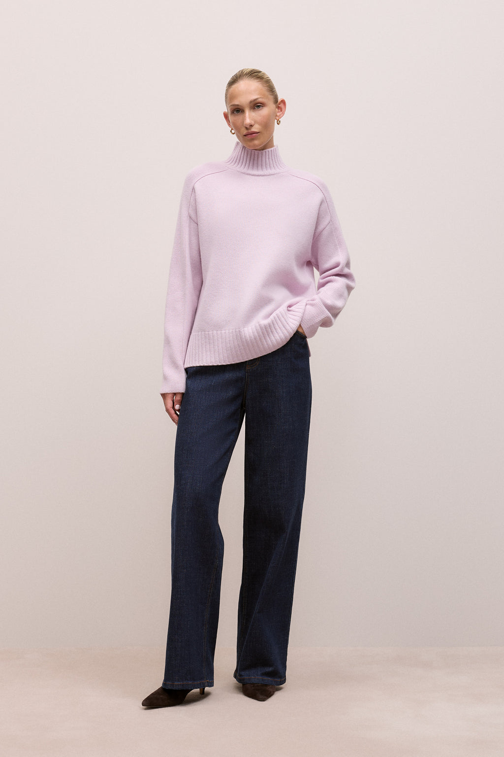 Merino Funnel Neck Pullover