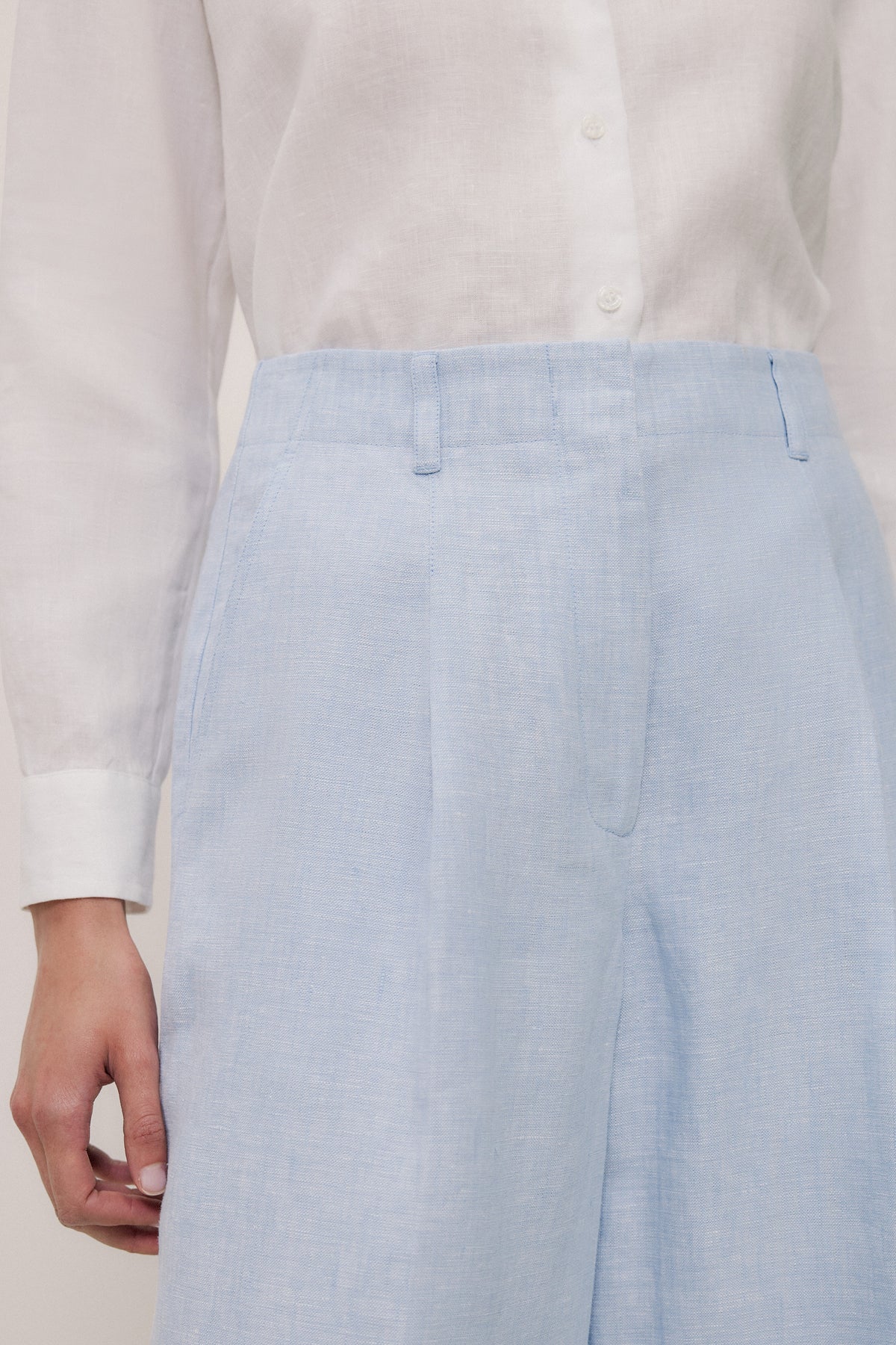 Yarn Dyed Linen Pleat Detail Pant