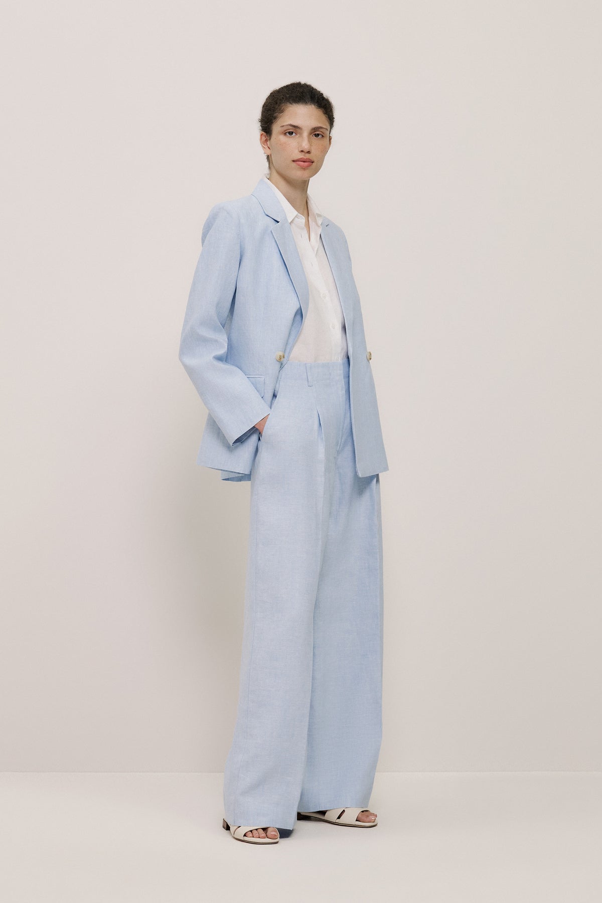 Yarn Dyed Linen Pleat Detail Pant