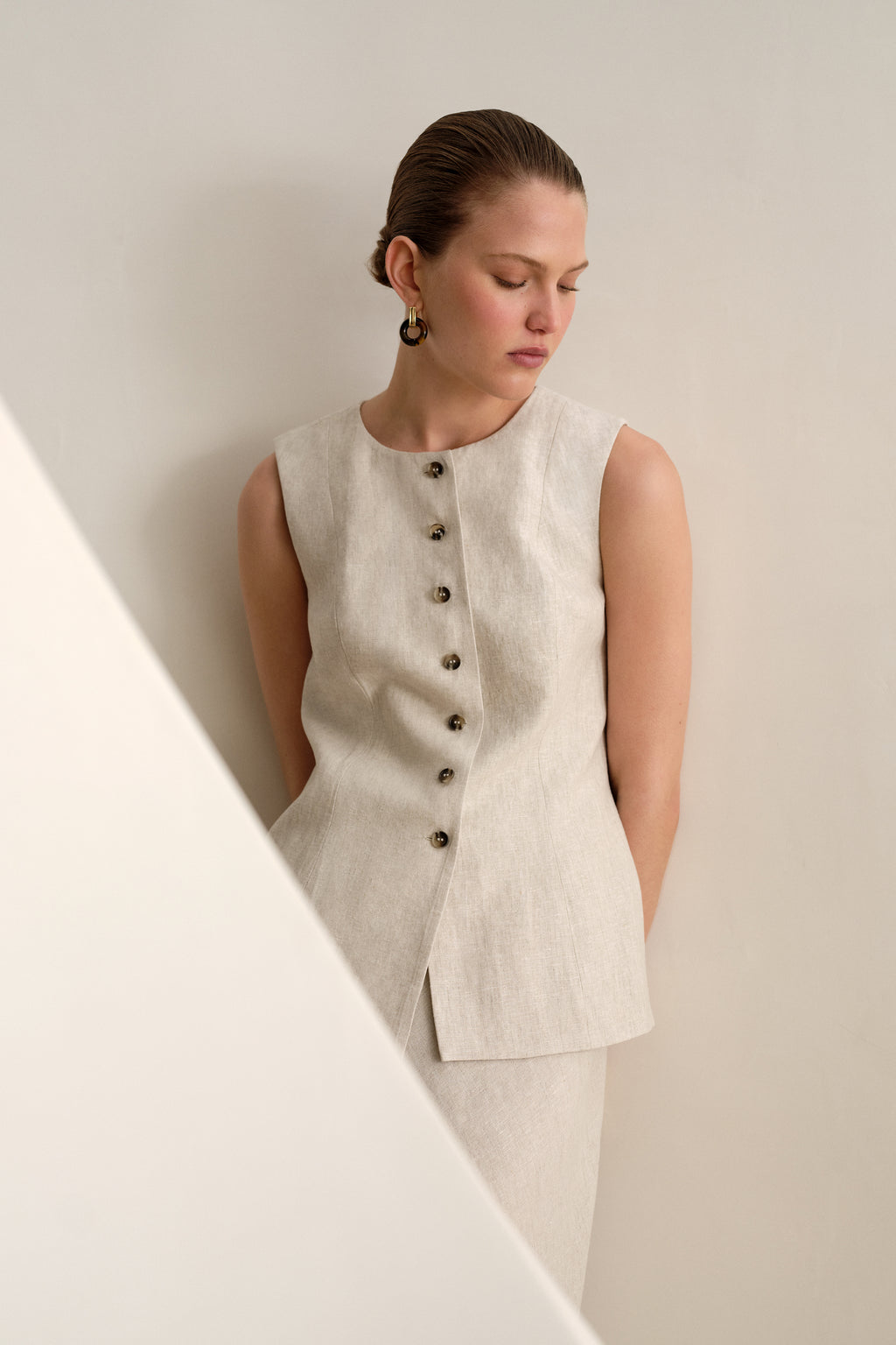 Linen Tailored Vest