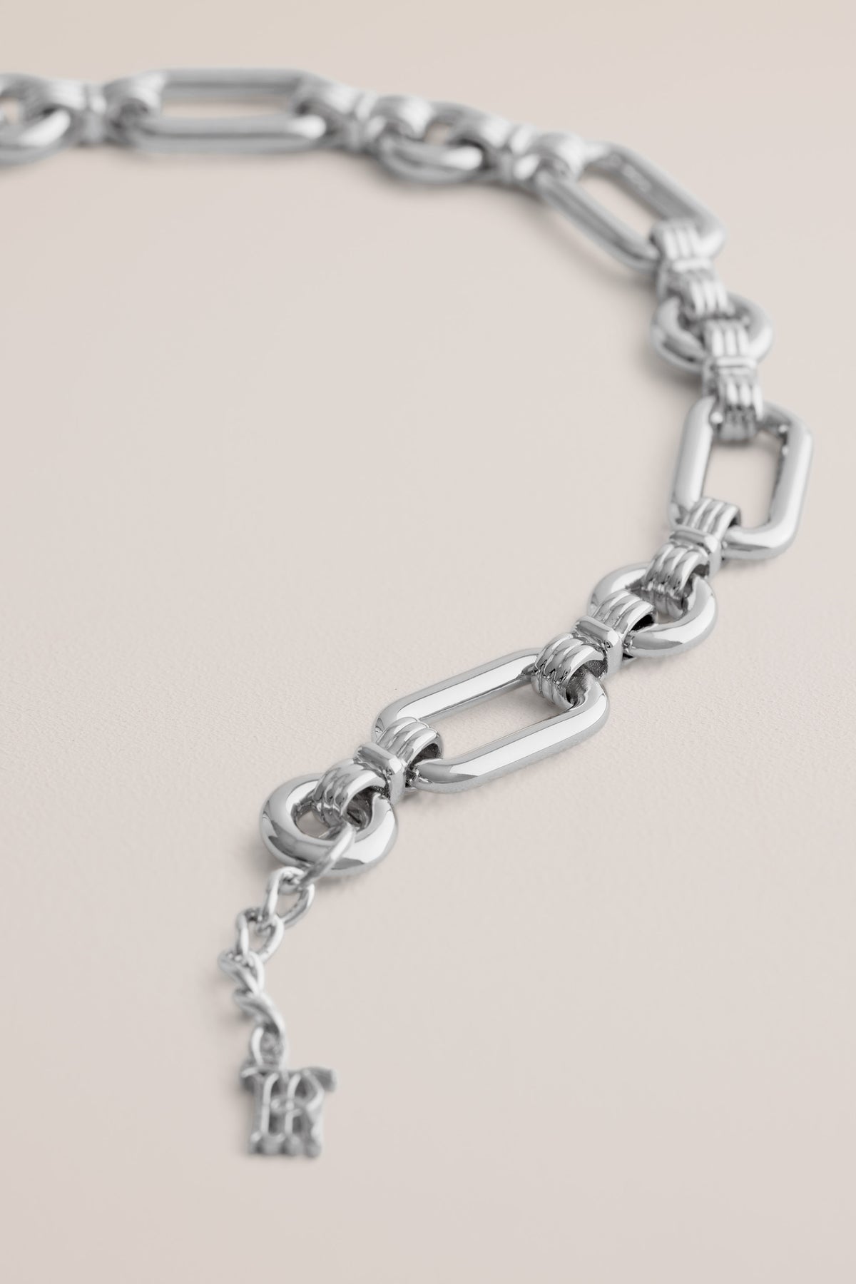 Orne Chain Bracelet
