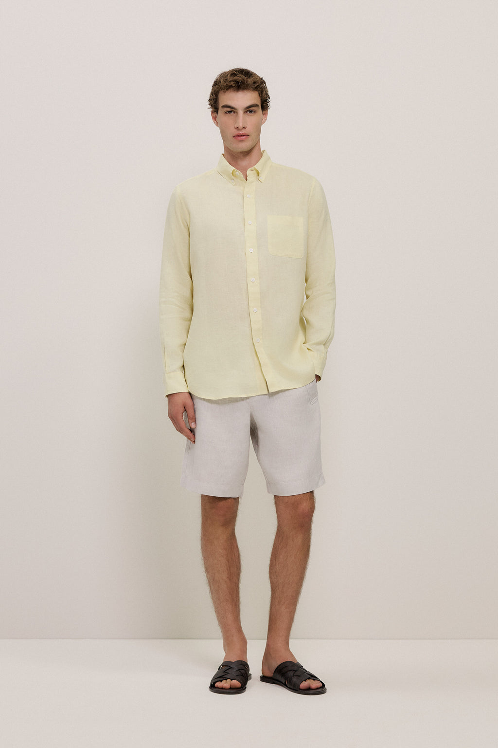 Yarn Dyed Linen Relaxed Short