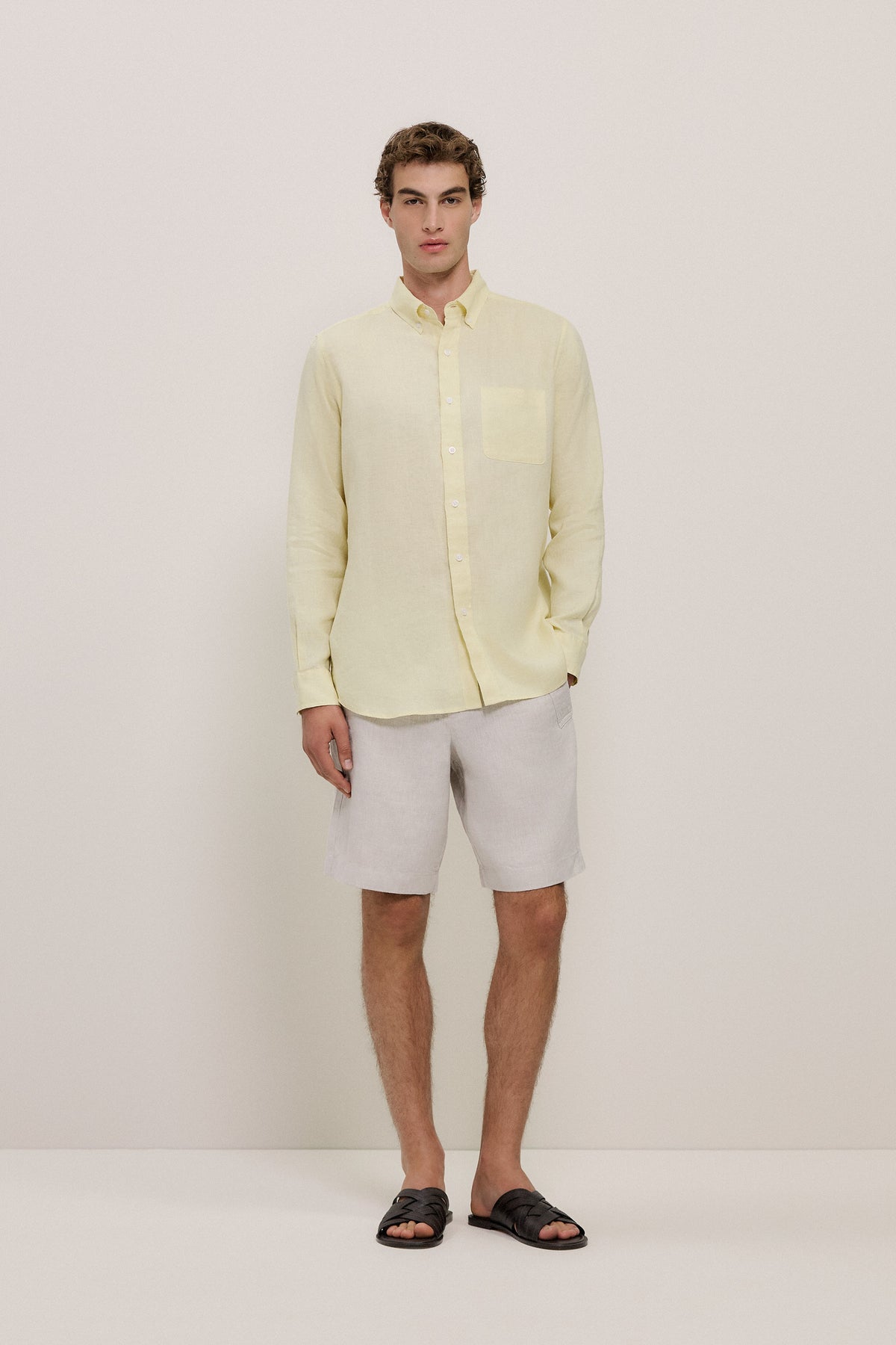 Yarn Dyed Linen Relaxed Short
