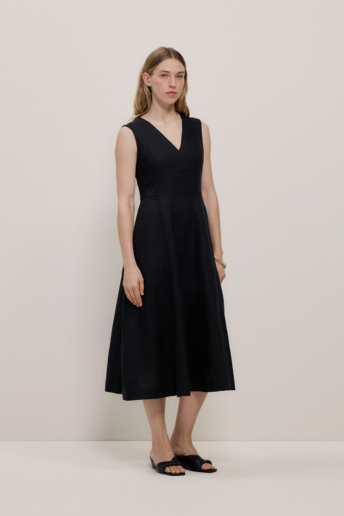 Linen Panel Detail Sleeveless Dress