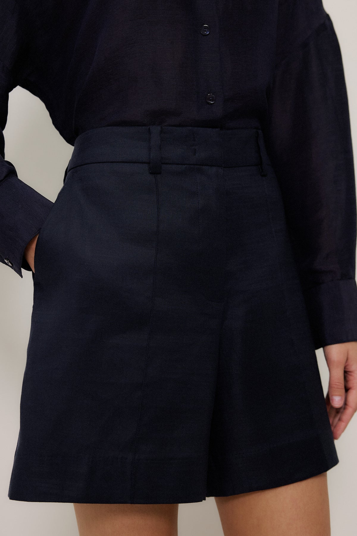 Stretch Linen Blend Short