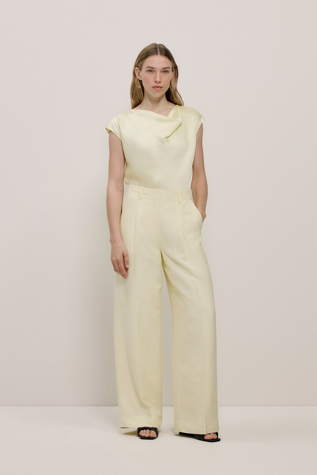 High Rise Tailored Wide Leg Pant