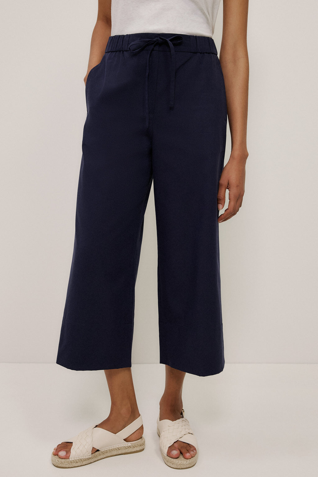 Cropped Drawcord Pant