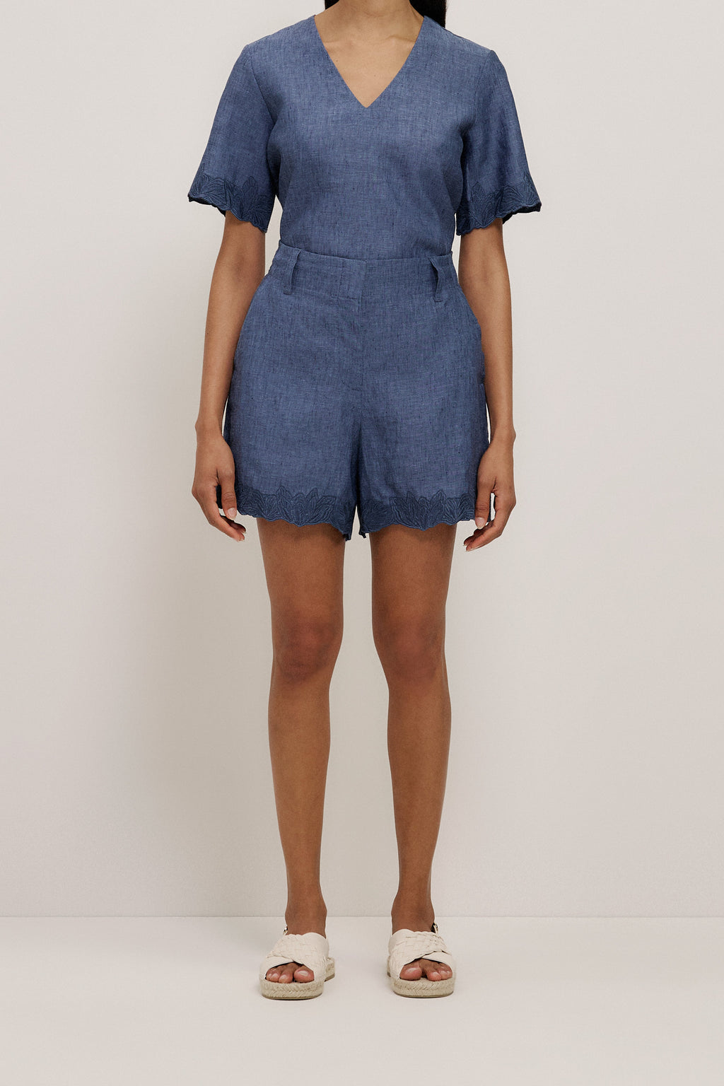 Linen Embroidered Detail Short