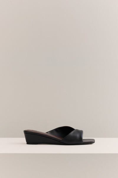Salva Wedge Mule
