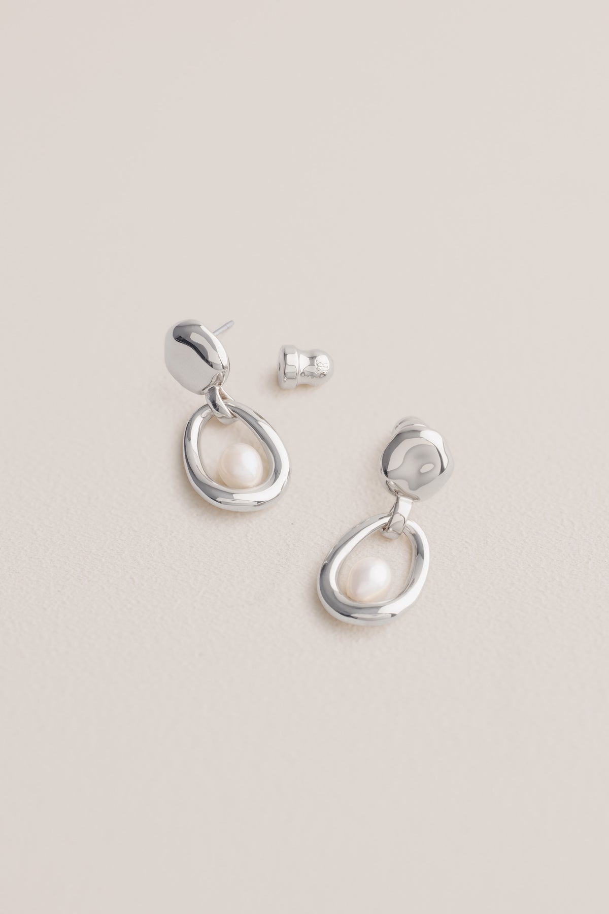 Mare Pearl Drop Earrings