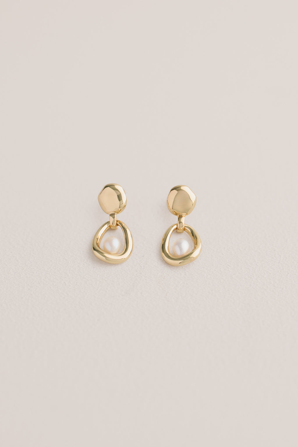 Mare Pearl Drop Earrings