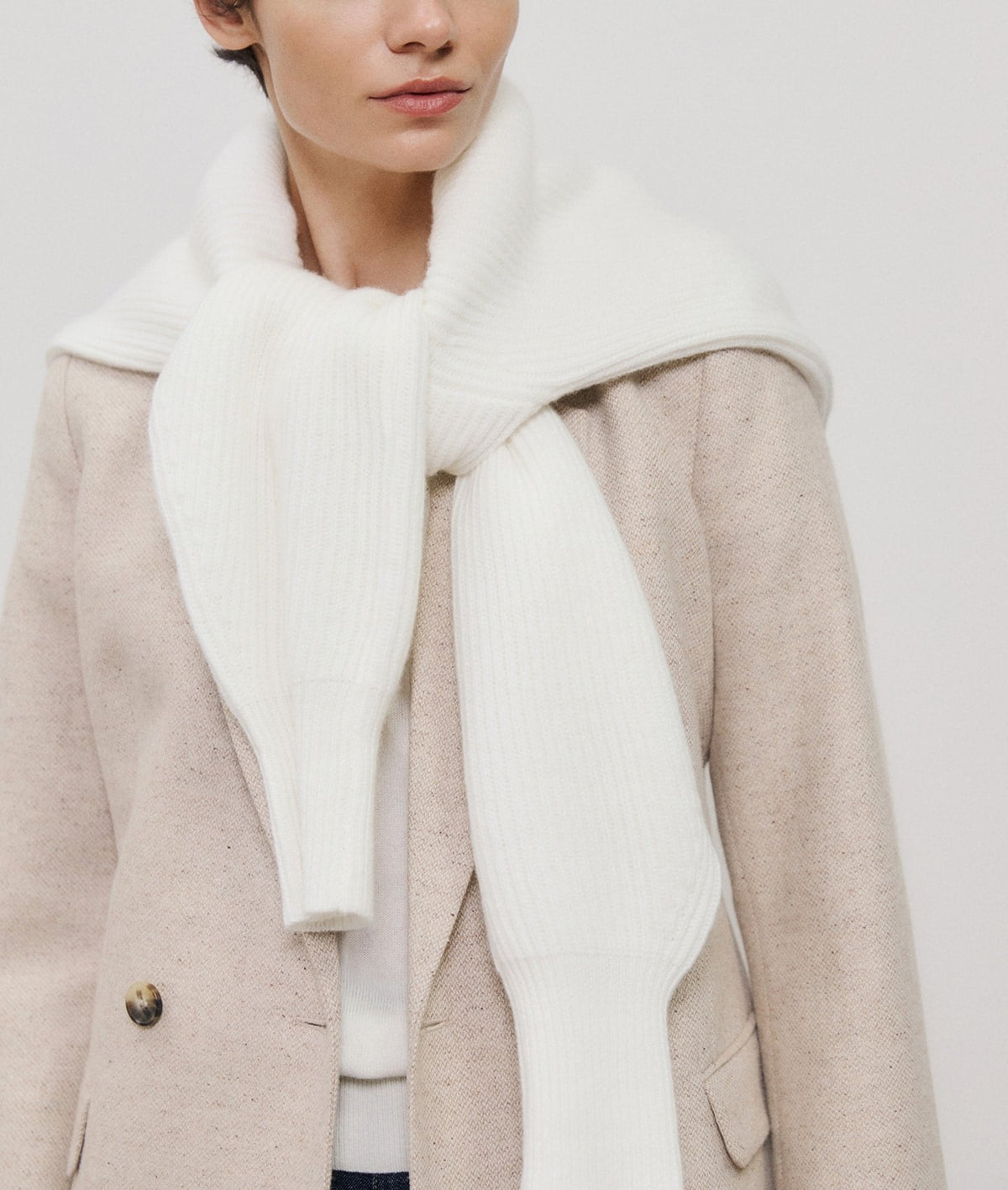 Look 16